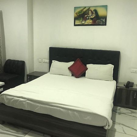 Hotel Sai Orchid 모라다바드 외부 사진